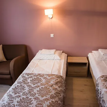 Ankur Hotell Mustvee Exterior foto