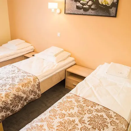 Ankur Hotell Mustvee Exterior foto